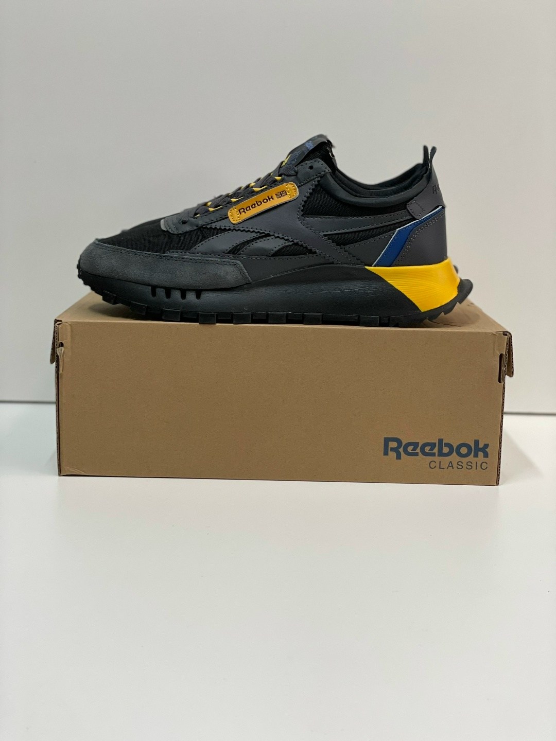 кроссовки reebok classic leather legacy,кроссовки reebok classic,кроссовки мужские reebok classic,кроссовки reebok,reebok classic leather legacy