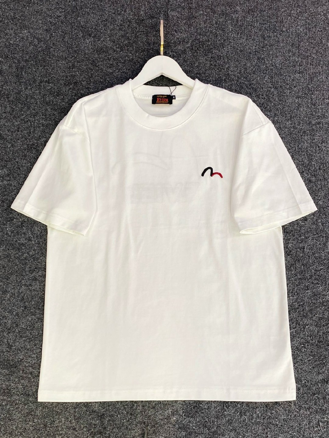 футболка evisu,футболка,футболка мужская,футболка с принтом,мужская футболка белая