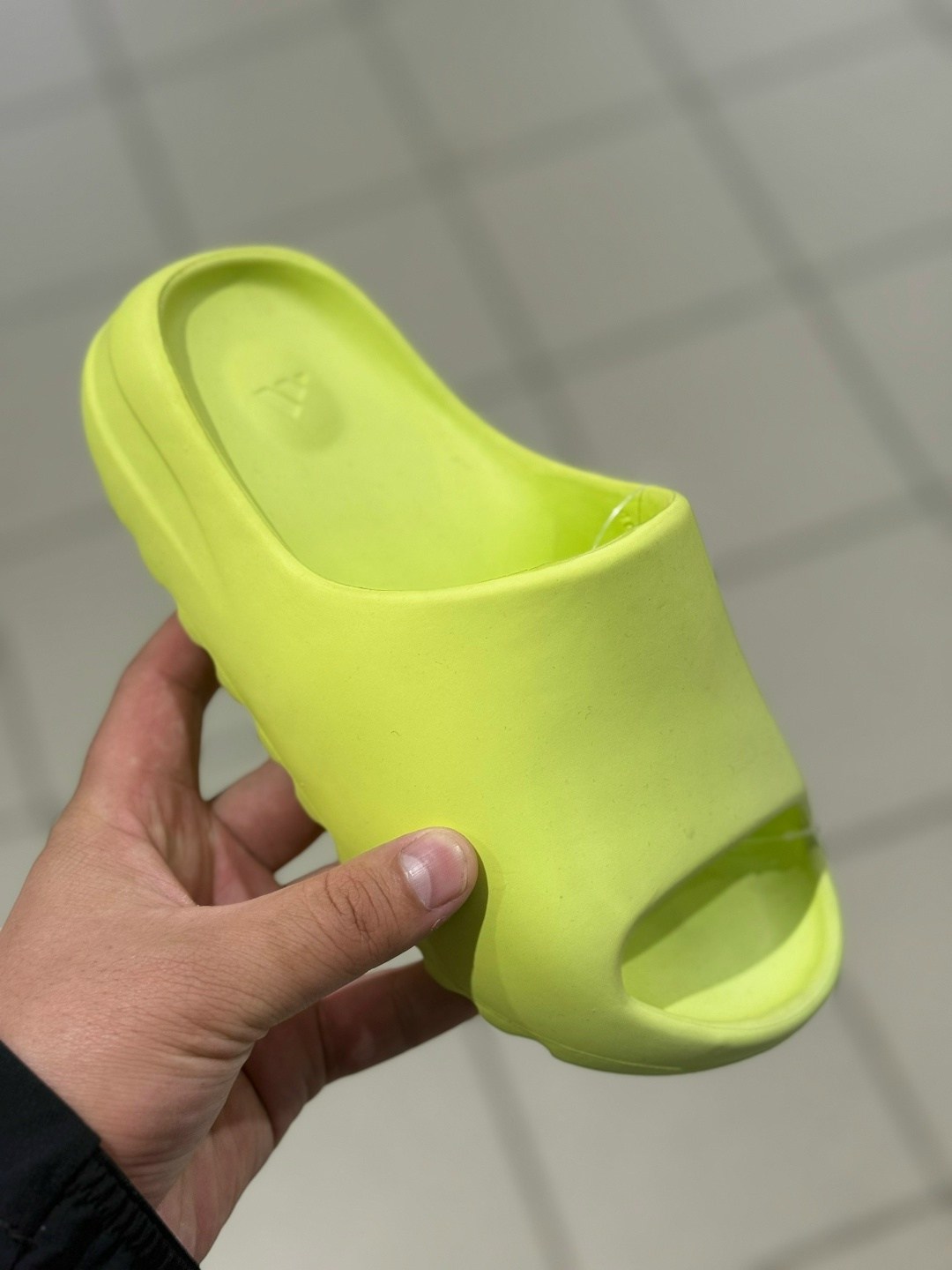 ,шлепки резиновые хит 2026,шлепанцы adidas yeezy slide,шлепанцы женские,adidas yeezy slide