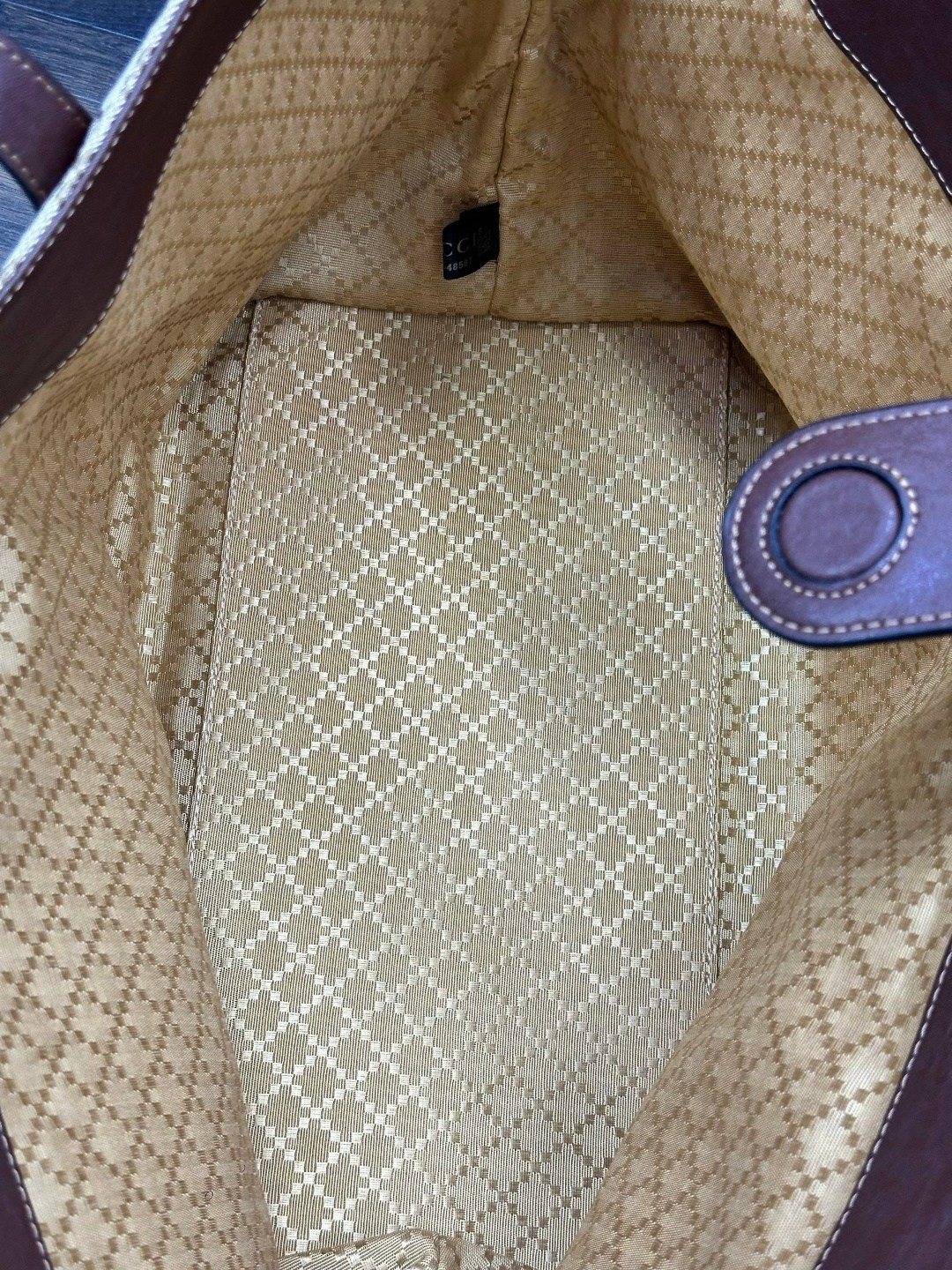 клатч gucci,женский клатч,gucci gg supreme,клатч гуччи,сумки gucci