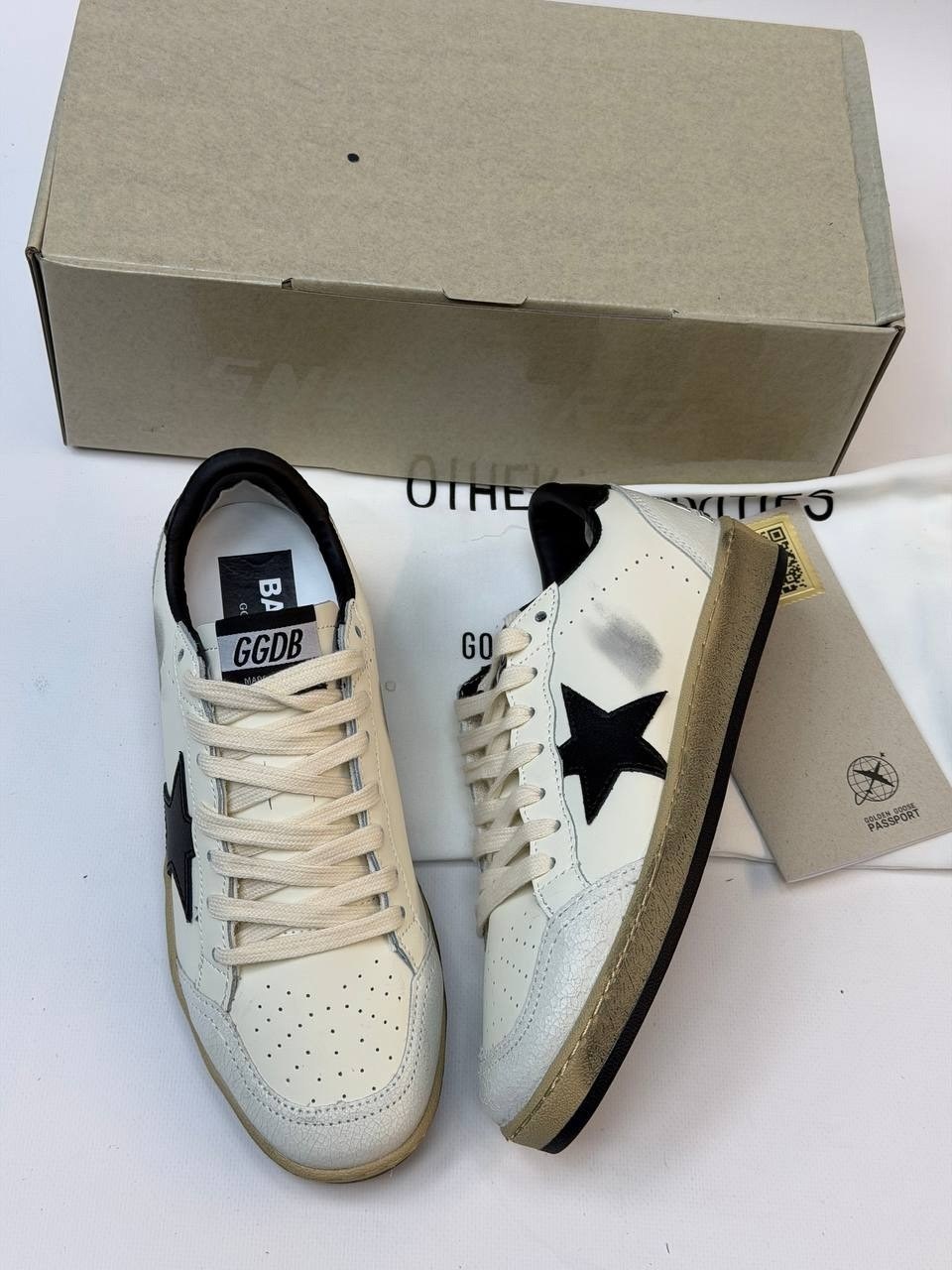 кроссовки golden goose ball star,кроссовки golden goose,кеды golden goose,кожаные низкие кеды ball star 10283 golden goose черный,golden goose ball star