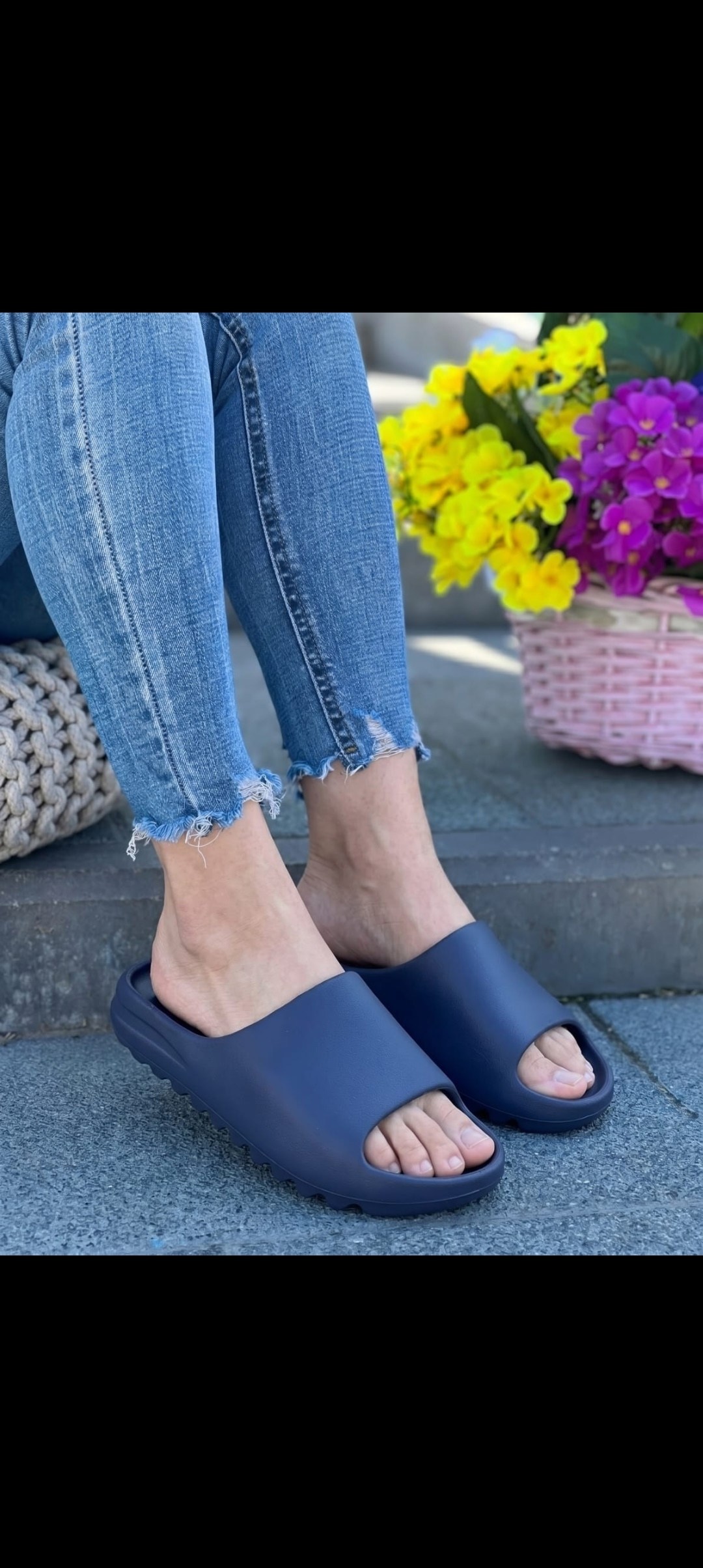 шлепанцы женские adidas yeezy slide черные 37,шлепанцы adidas yeezy slide,тапки adidas yeezy slide,шлёпанцы женские,сланцы шлепанцы