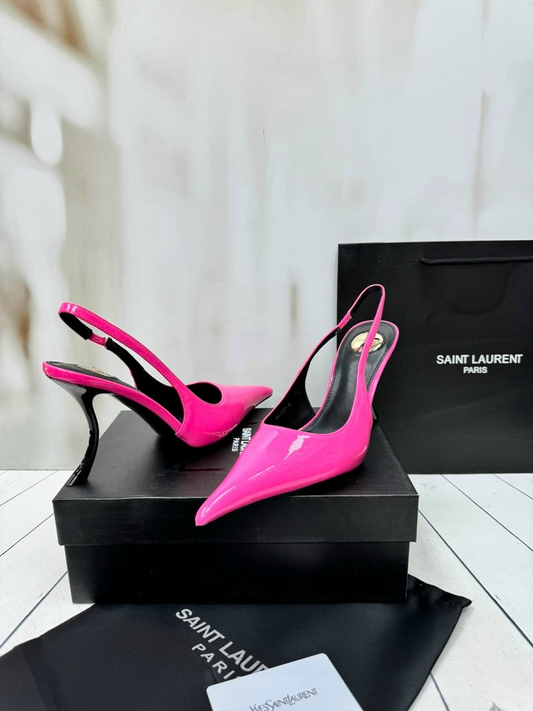 saint laurent туфли,туфли yves saint laurent,туфли saint laurent розовый,,каблуки женские