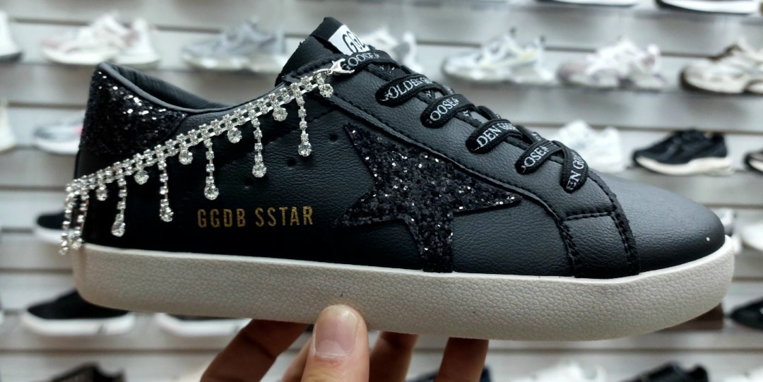 ,кеды ggdb sstar женские,golden goose,golden goose декорированные кеды super-star белый,кеды женские golden goose