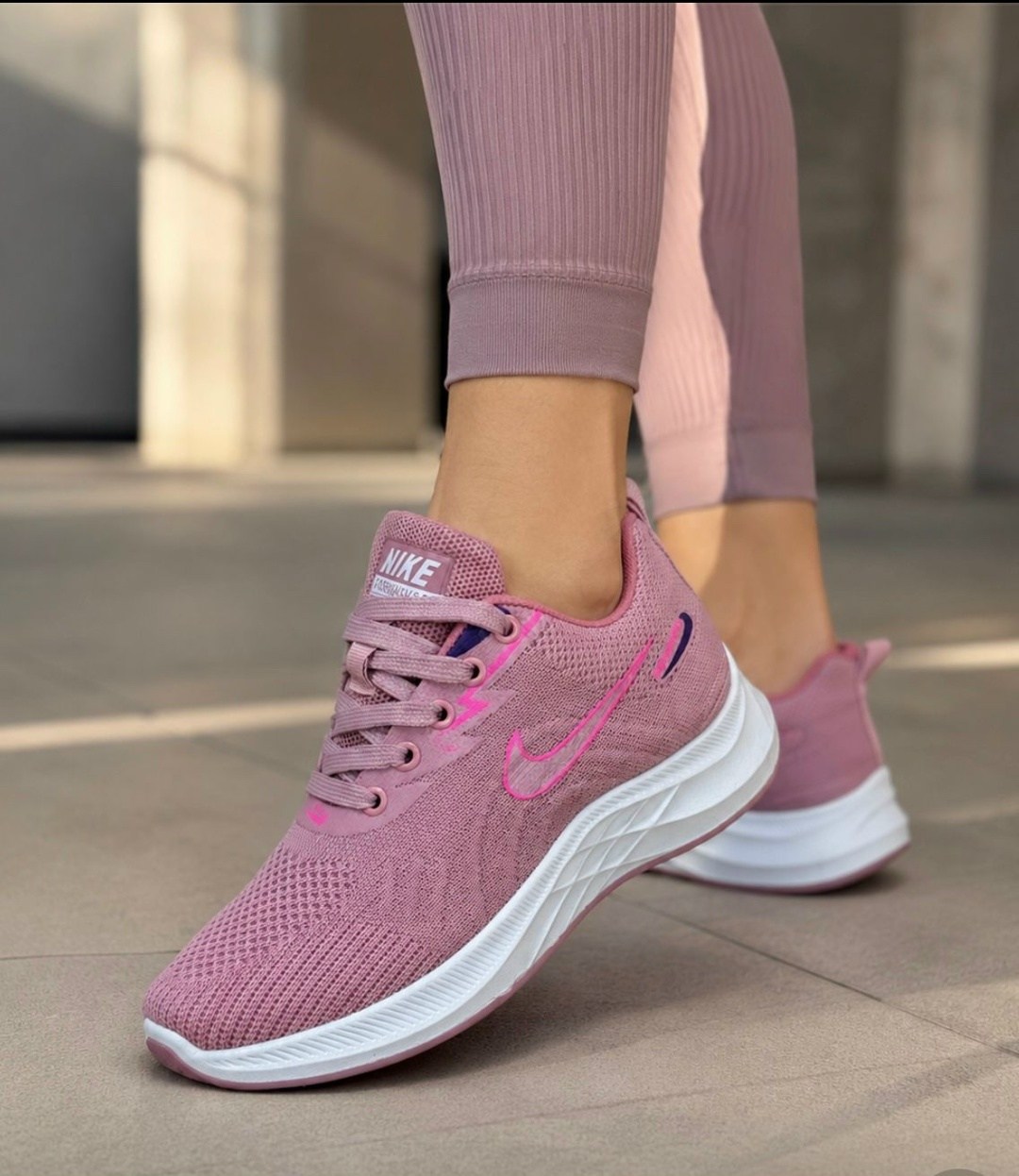 женские кроссовки nike,женские кроссовки,кроссовки,кроссовки найк, женская