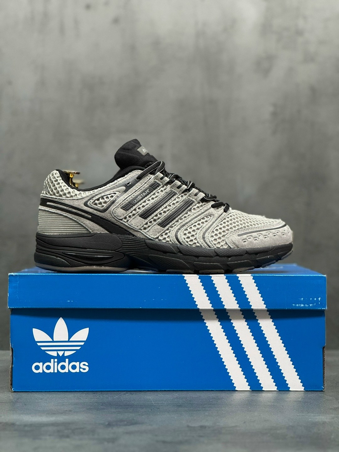 кроссовки adidas,мужские кроссовки adidas,кроссовки мужские женские adidas,кроссовки,кроссовки adidas response cl