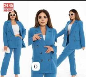 Костюм
