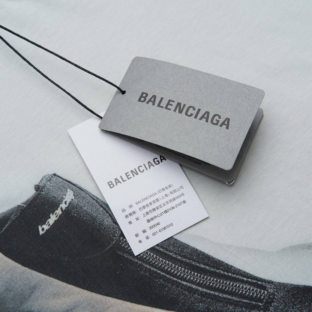 футболка balenciaga,футболка оверсайз balenciaga,футболка мужская balenciaga,gucci balenciaga футболка мужская белая,balenciaga обувь