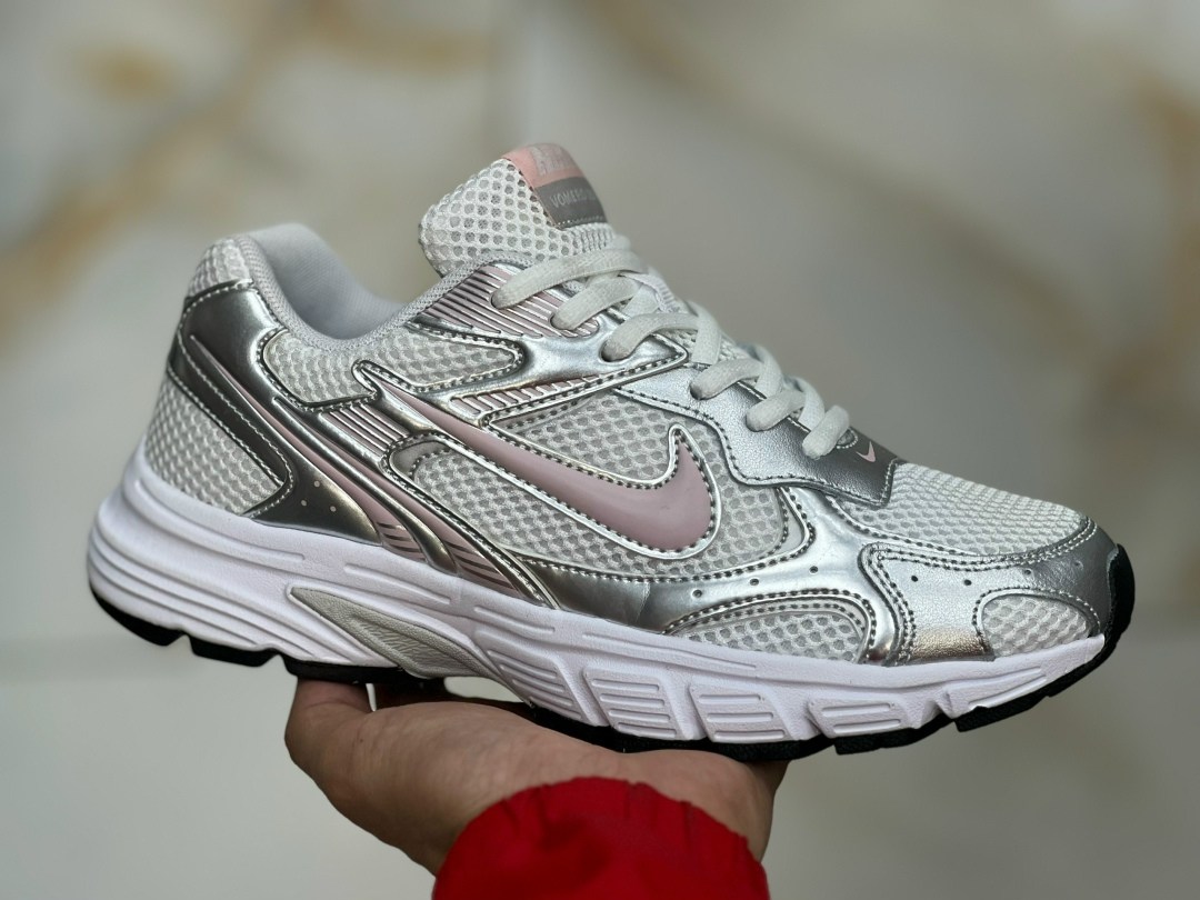 кроссовки nike initiator,кроссовки nike,кроссовки,женские кроссовки nike initiator серебристого цвета,кроссовки nike initiator running