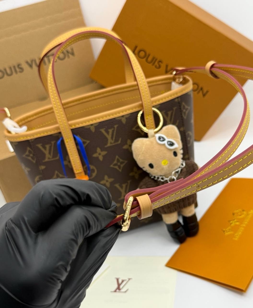 cумка louis vuitton,louis vuitton сумка на плечо,louis vuitton женская сумка,louis vuitton женская сумка neverfull,луи виттон сумка через плечо женская