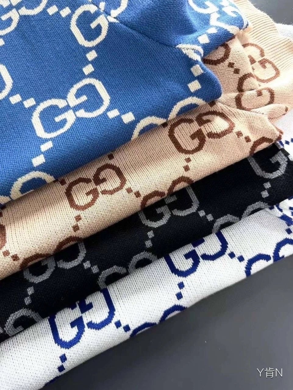джемпер gucci,модные свитера,gucci свитер,брендовые вещи,свитера женские