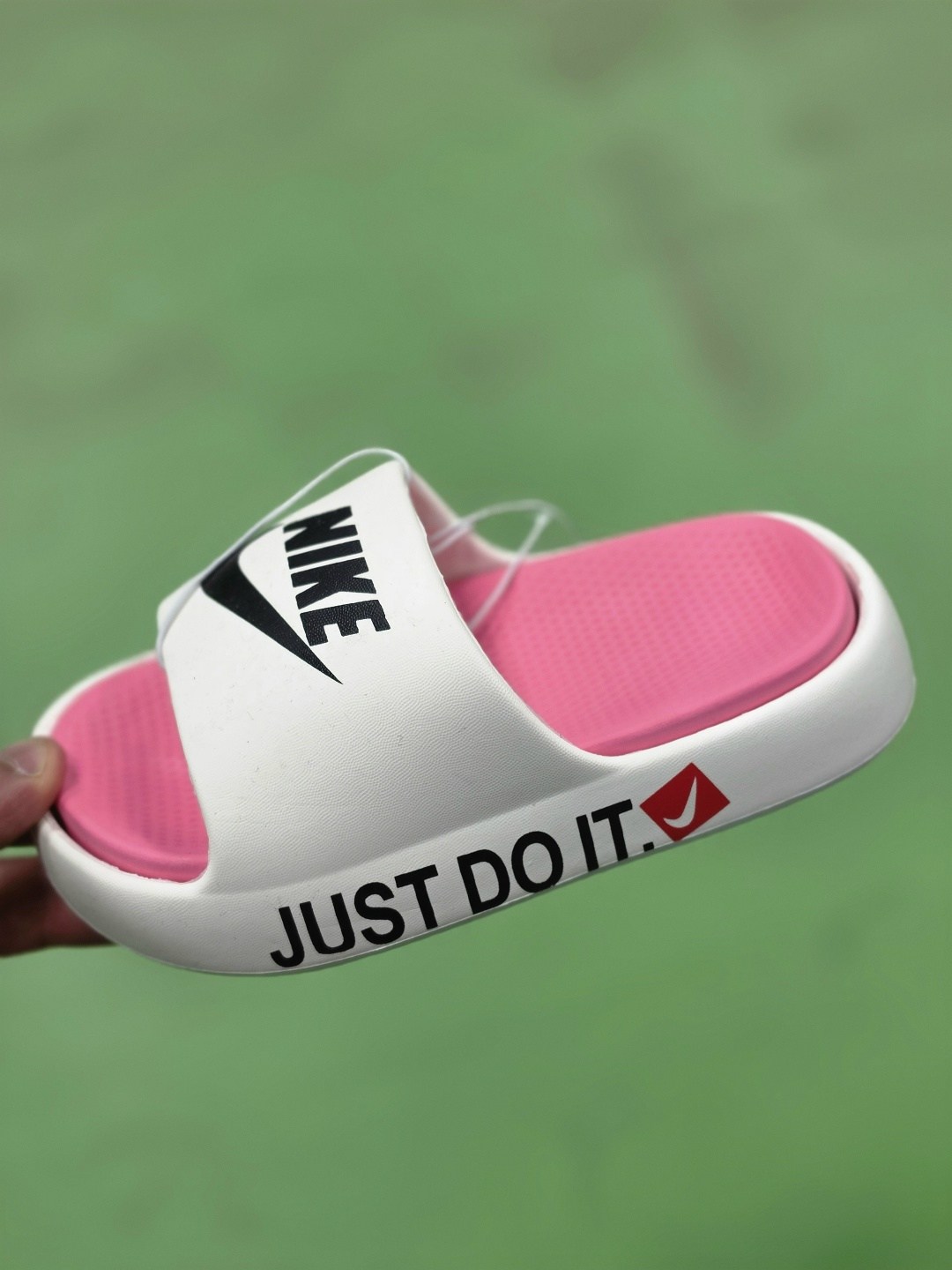 шлепанцы женские,шлепанцы nike,,резиновые шлепанцы,шлепки женские