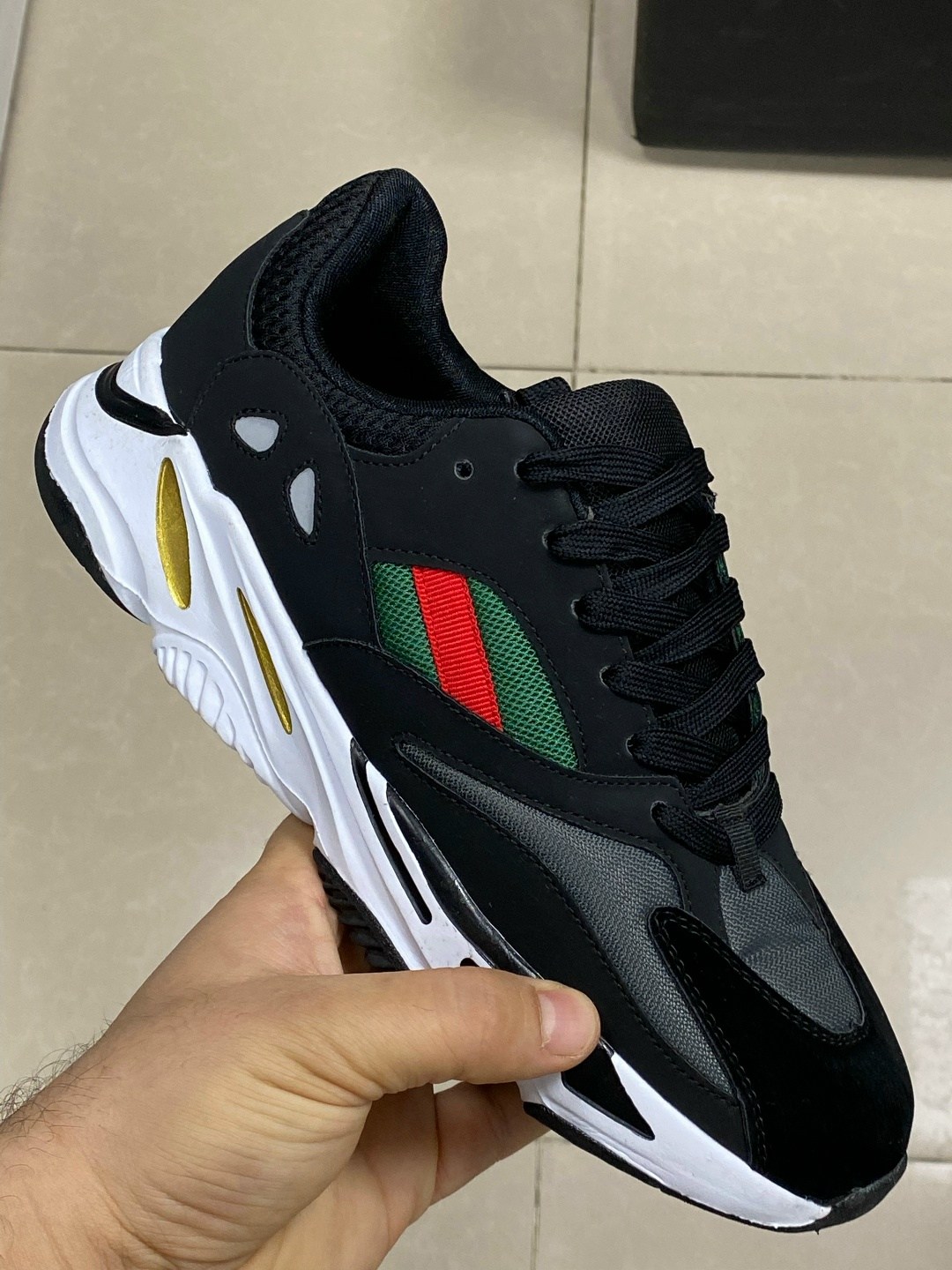 кроссовки adidas yeezy boost 700,adidas yeezy boost 700,мужские кроссовки,кроссовки,adidas yeezy 700