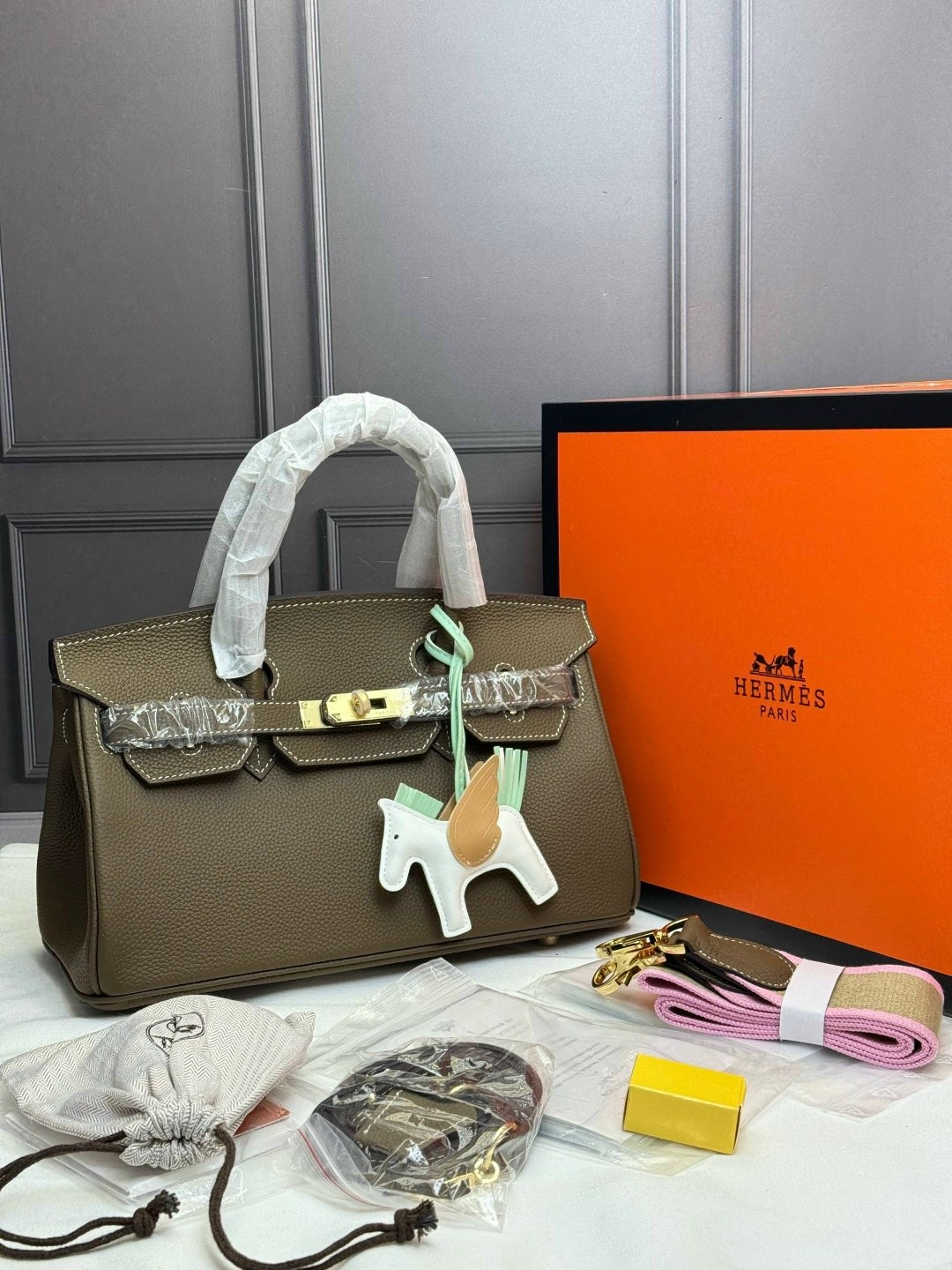 сумка hermes,hermes сумка женская,hermes сумка на плечо,сумка эрмес биркин оранжевая,сумка хермес оранжевая