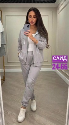 Костюм