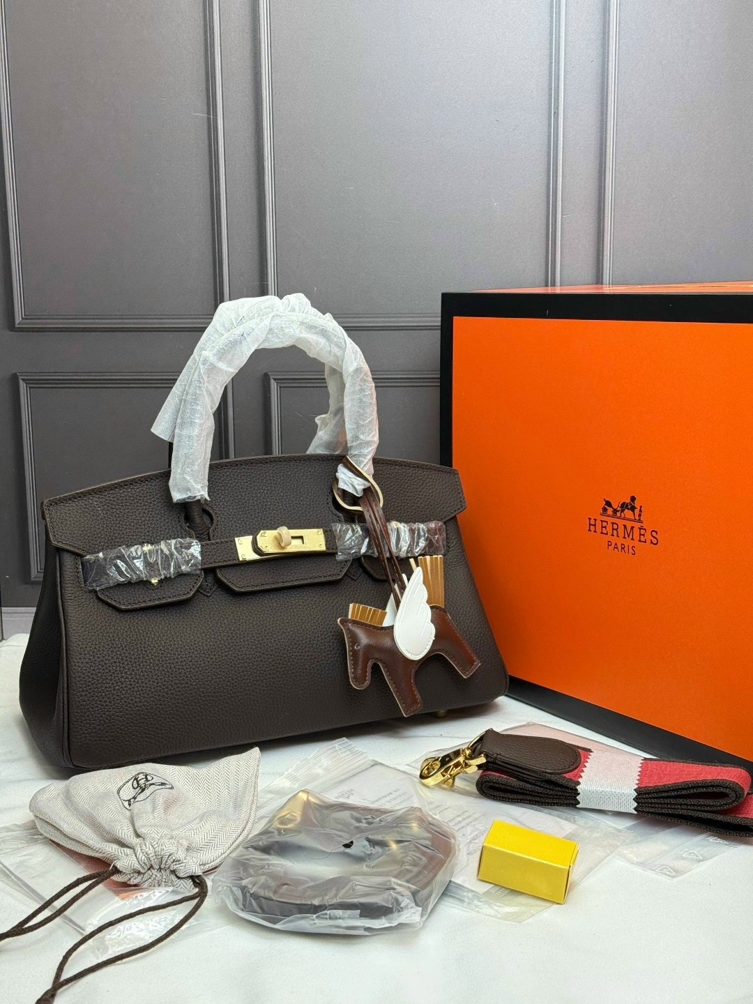 сумка hermes,hermes сумка женская,hermes сумка на плечо,сумка эрмес биркин оранжевая,сумка хермес оранжевая