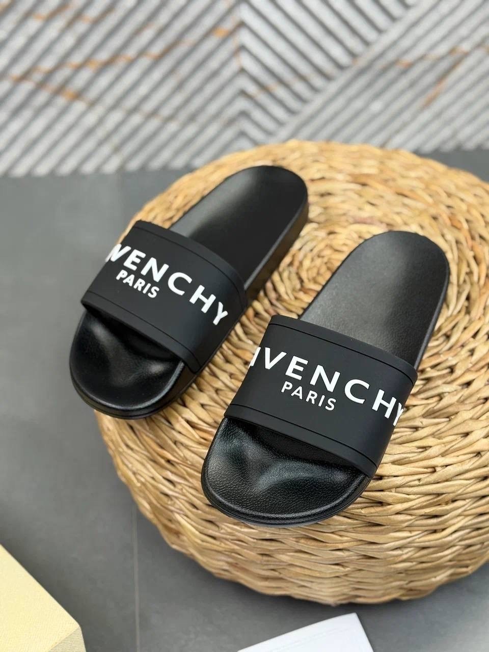 ,мужские шлепанцы с логотипом givenchy,givenchy paris,шлепанцы givenchy,мужские шлепанцы