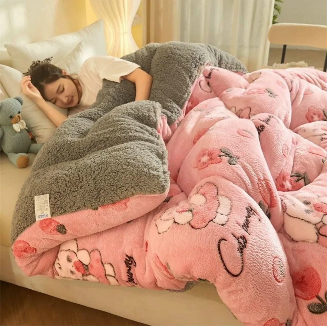комплект постельного белья,sanrio комплект постельного белья,комплект постельного белья miniso hello kitty kuromi 4 предмета,постельное белье,комплект постельного белья sanrio hello kitty