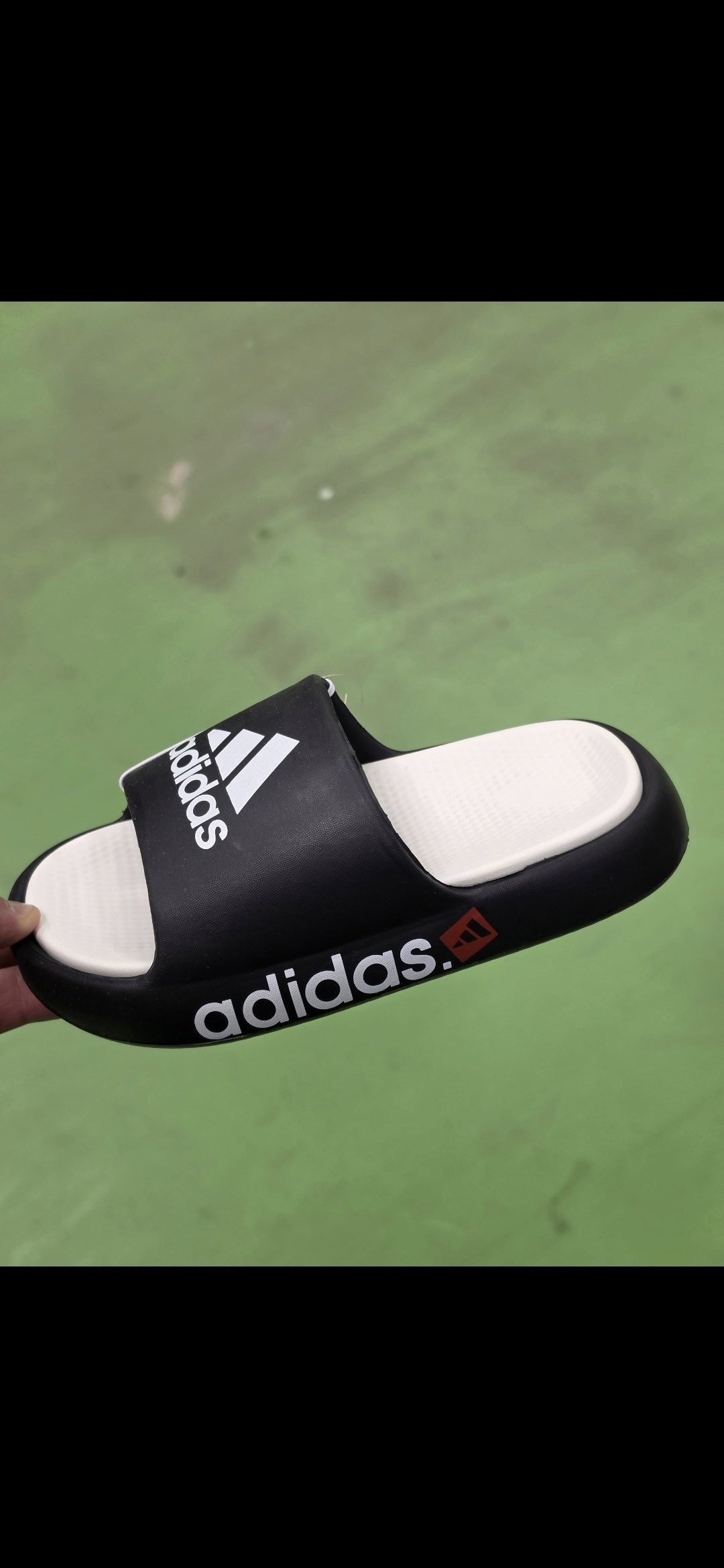 adidas adilette comfort slides,шлепанцы adidas,шлепанцы adidas adilette comfort,шлепки adidas,шлепанцы adidas adilette