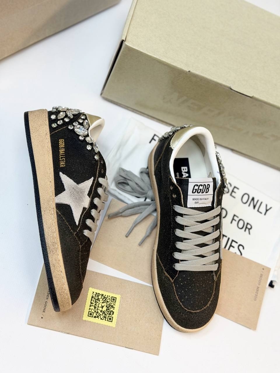 ,кеды golden goose,кроссовки golden goose из натуральной кожи с камнями,кеды golden goose женские, женская