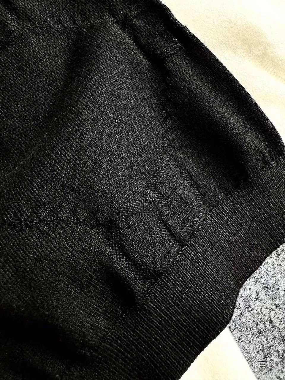поло gucci,поло гуччи,поло свитер,мужская мода,мужская кофта