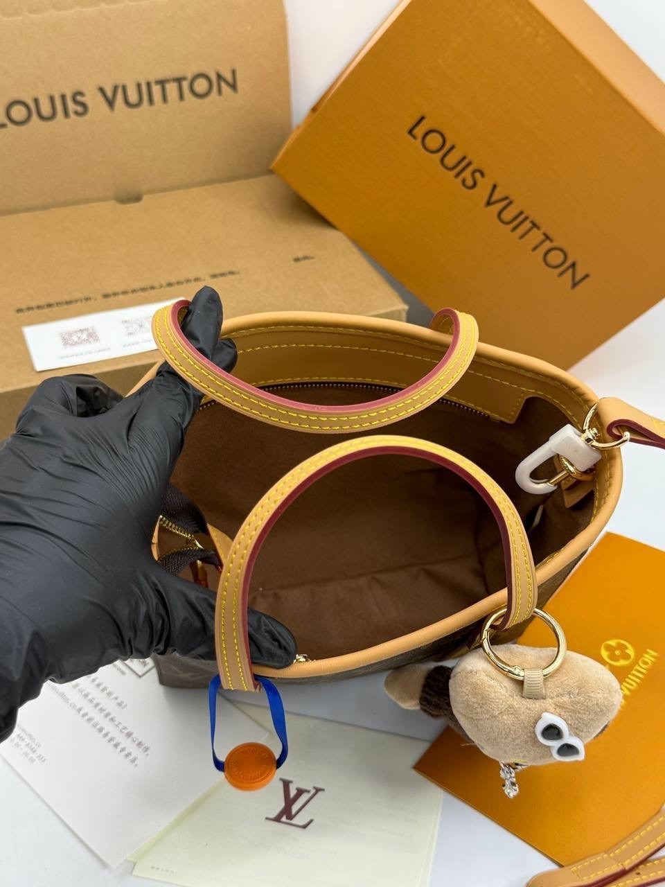 cумка louis vuitton,louis vuitton сумка на плечо,louis vuitton женская сумка,louis vuitton женская сумка neverfull,луи виттон сумка через плечо женская