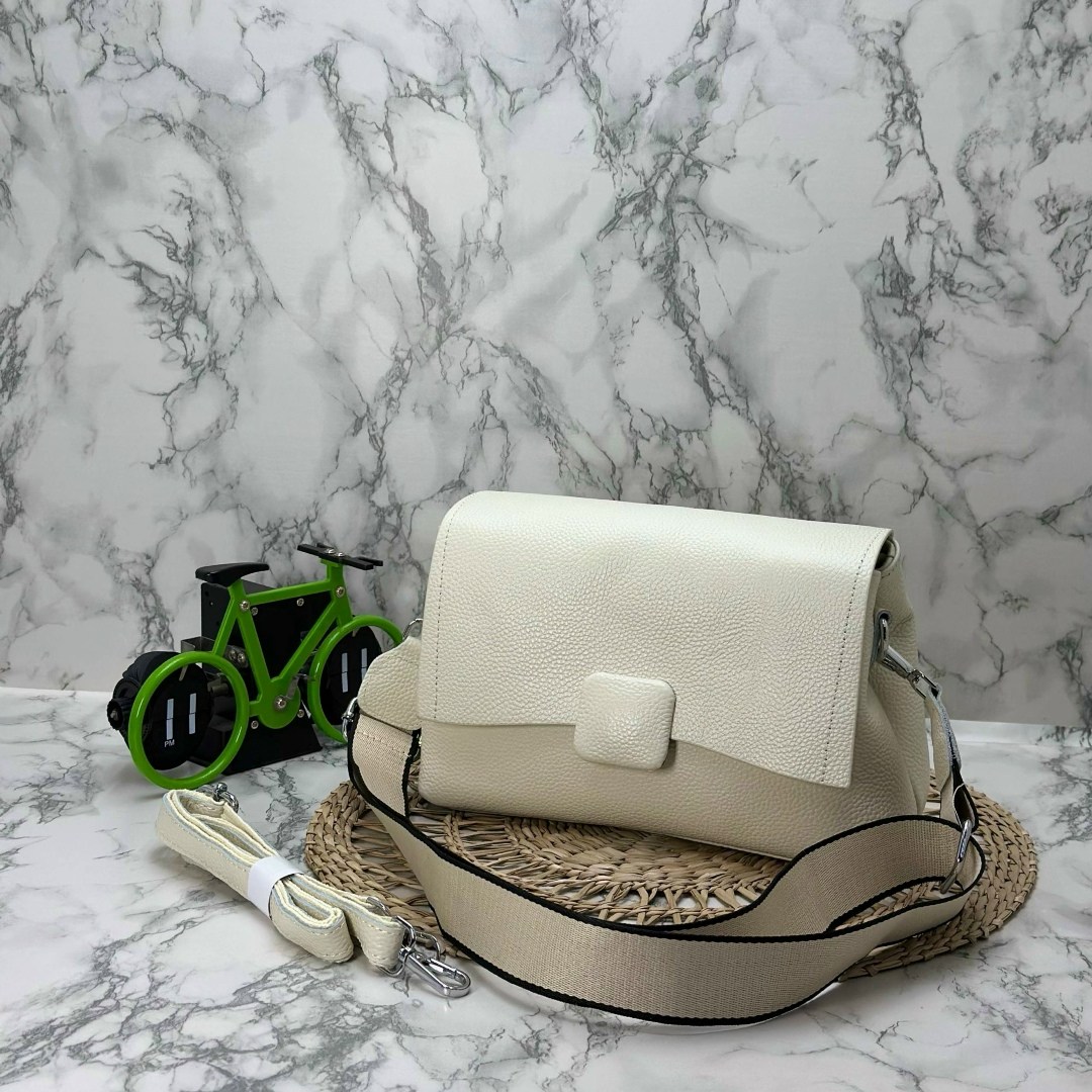 серебристые сумочки клатчи,сумка,сумка кожа,сумки женская,серебристая сумка