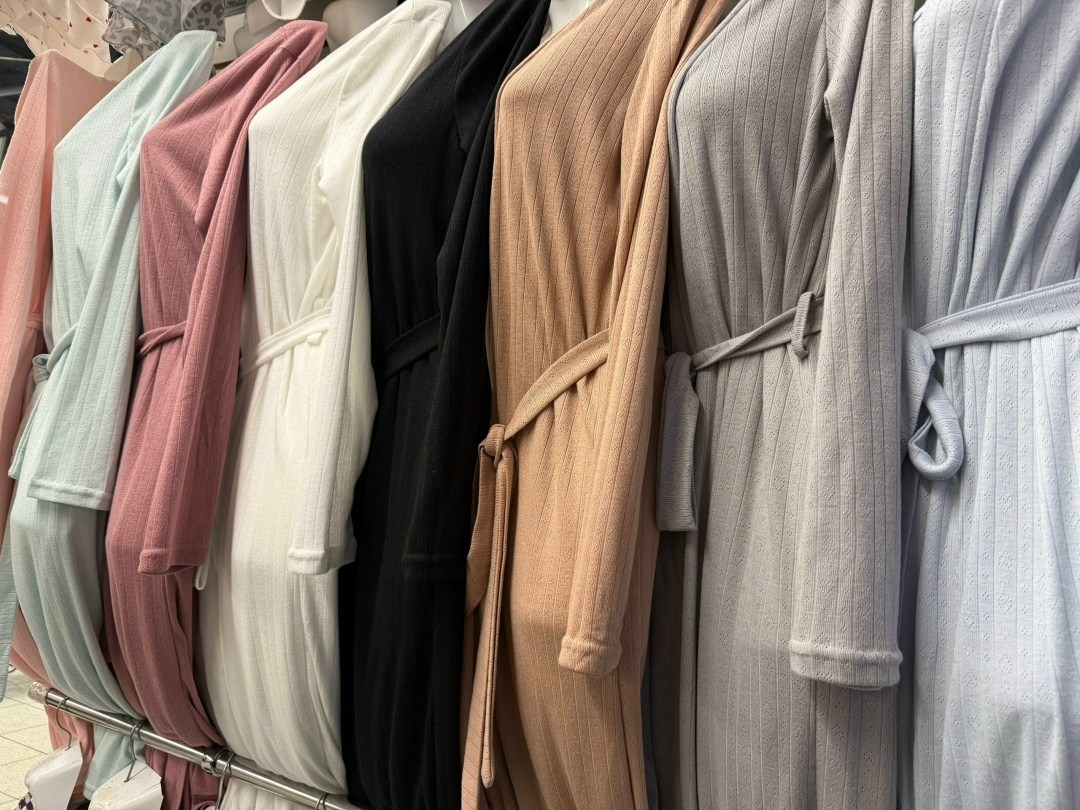 модели платьев,пудровый кардиган,халат женский,трикотажное платье,женские кардиганы