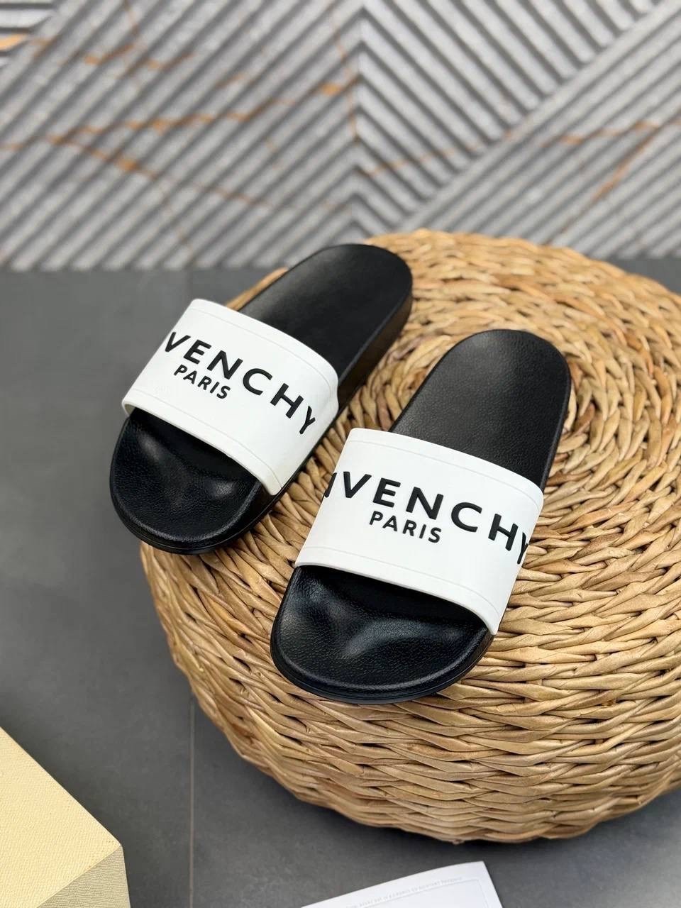 ,мужские шлепанцы с логотипом givenchy,givenchy paris,шлепанцы givenchy,мужские шлепанцы