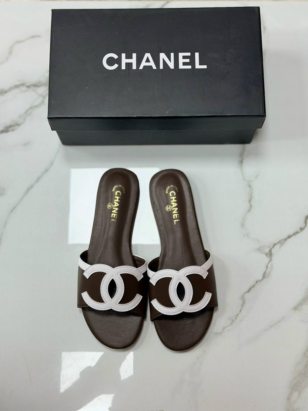 шлепанцы женский chanel,шлепанцы chanel,,тапочки для женщин в стиле chanel,шлепанцы женские