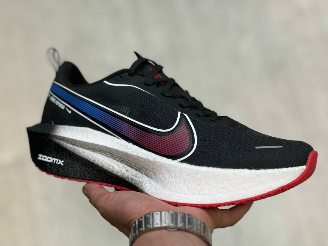 кроссовки nike zoom fly,беговые кроссовки найк zoom fly,кроссовки nike zoom gravity женские,кроссовки nike,кроссовки