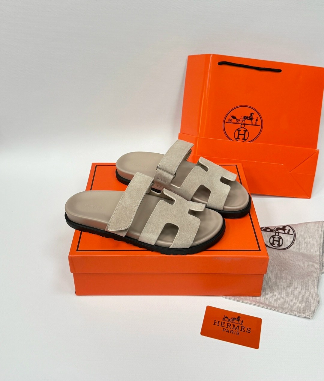 шлепанцы hermes,шлепки hermes женские,шлепки hermes,сандалии hermes,тапочки hermes