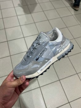 Кроссовки