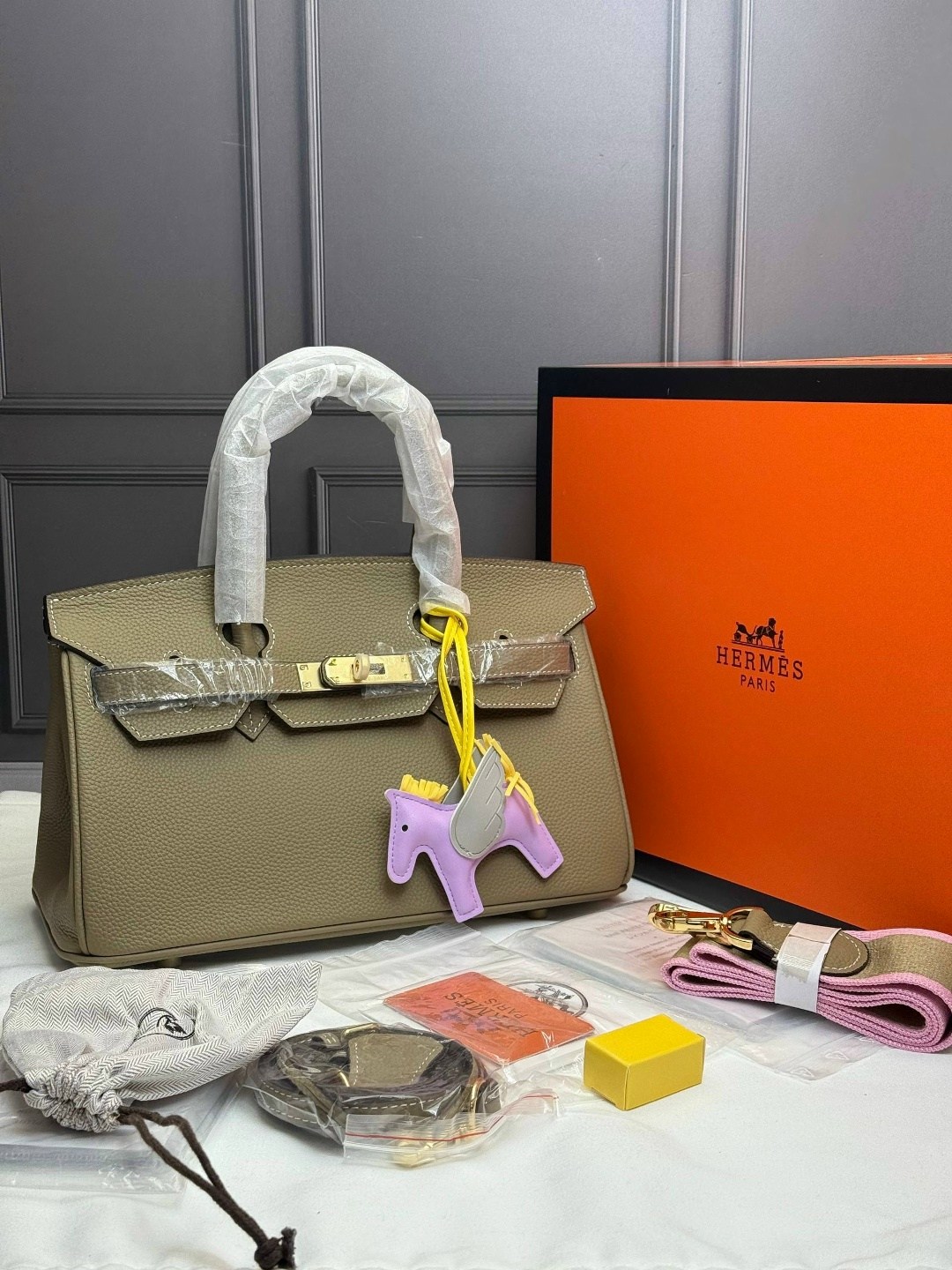 сумка hermes,hermes сумка женская,hermes сумка на плечо,сумка эрмес биркин оранжевая,сумка хермес оранжевая