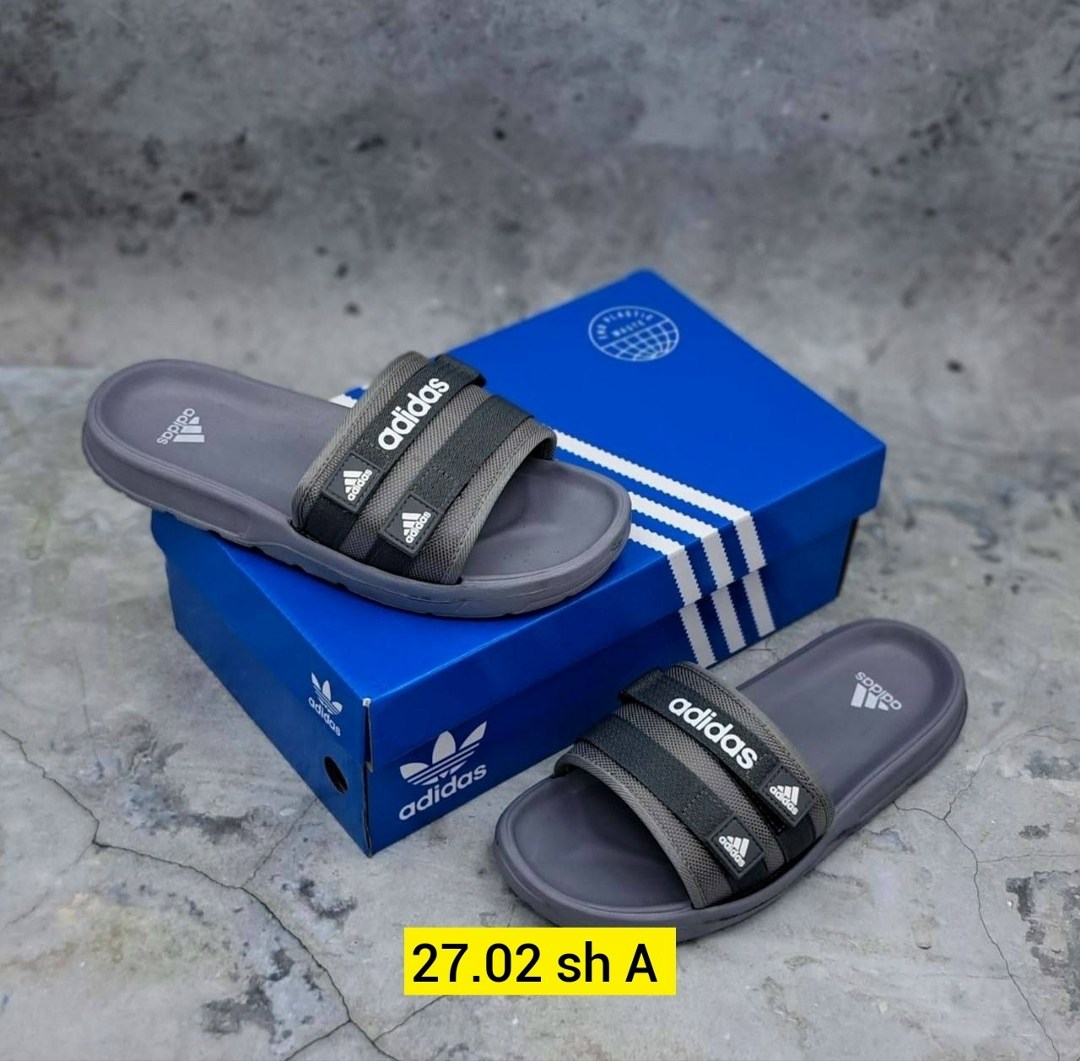 сланцы мужские adidas,шлепанцы adidas,шлепки adidas adilette,мужские шлепанцы,мужские шлепанцы adidas adilette comfort