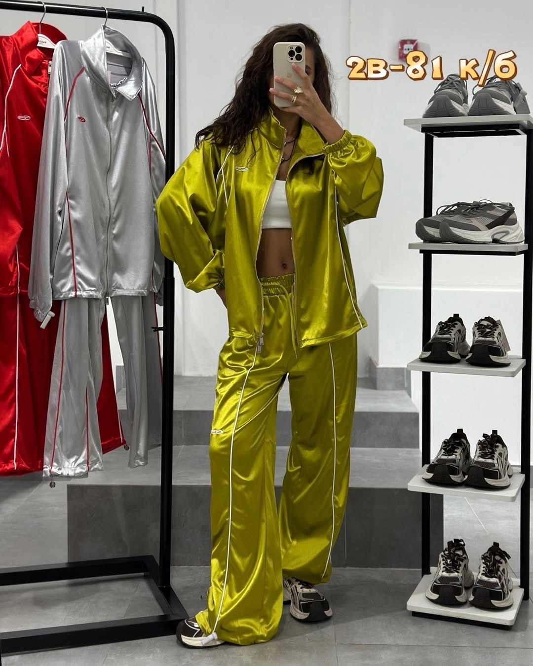 спортивные костюм,атласные костюмы,атласный спортивный костюм,костюм для бега,костюм велюровый женский
