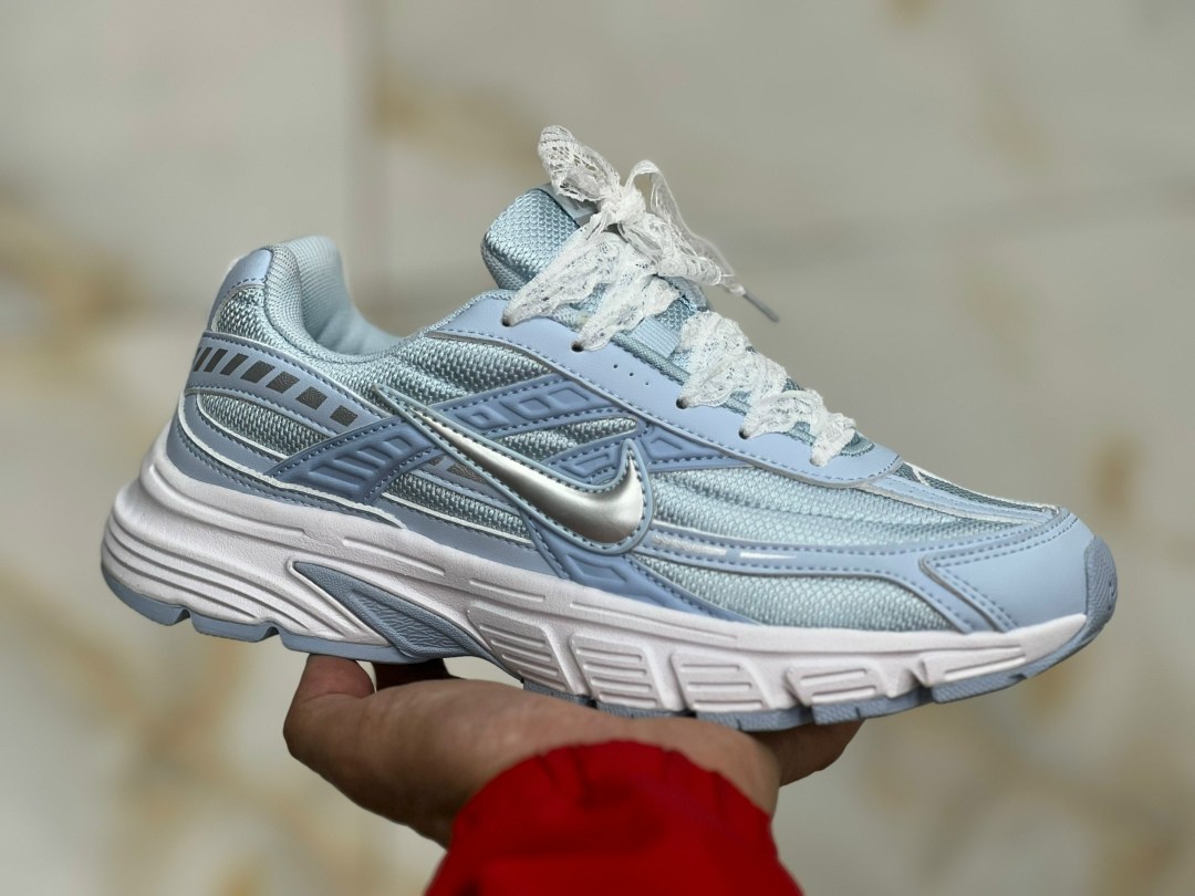 кроссовки nike initiator,кроссовки nike,кроссовки,женские кроссовки nike initiator серебристого цвета,кроссовки nike initiator running