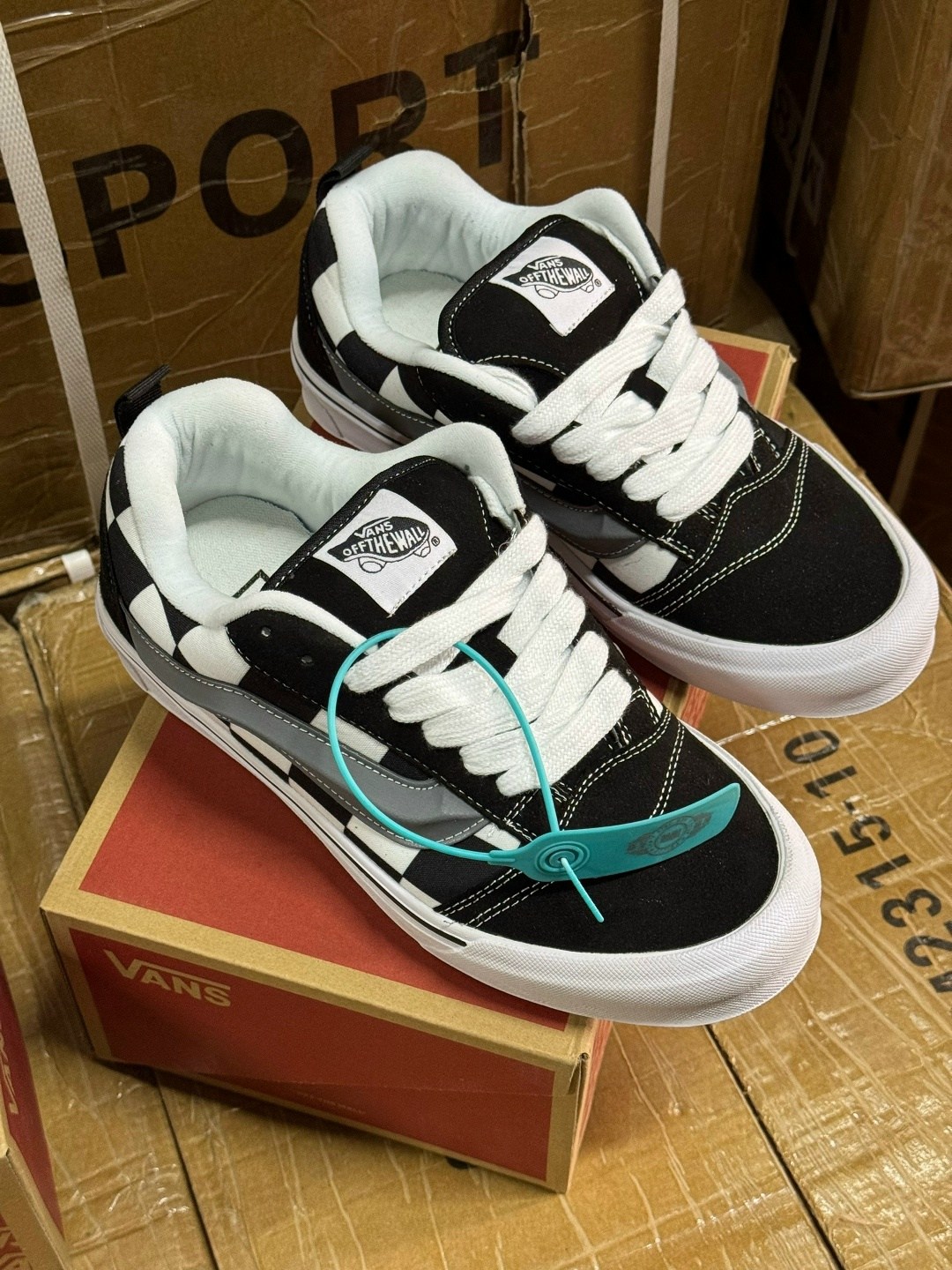кеды vans,кеды vans knu school вансы дутые черные vans,кроссовки vans,кеды vans knu skool,vans knu skool