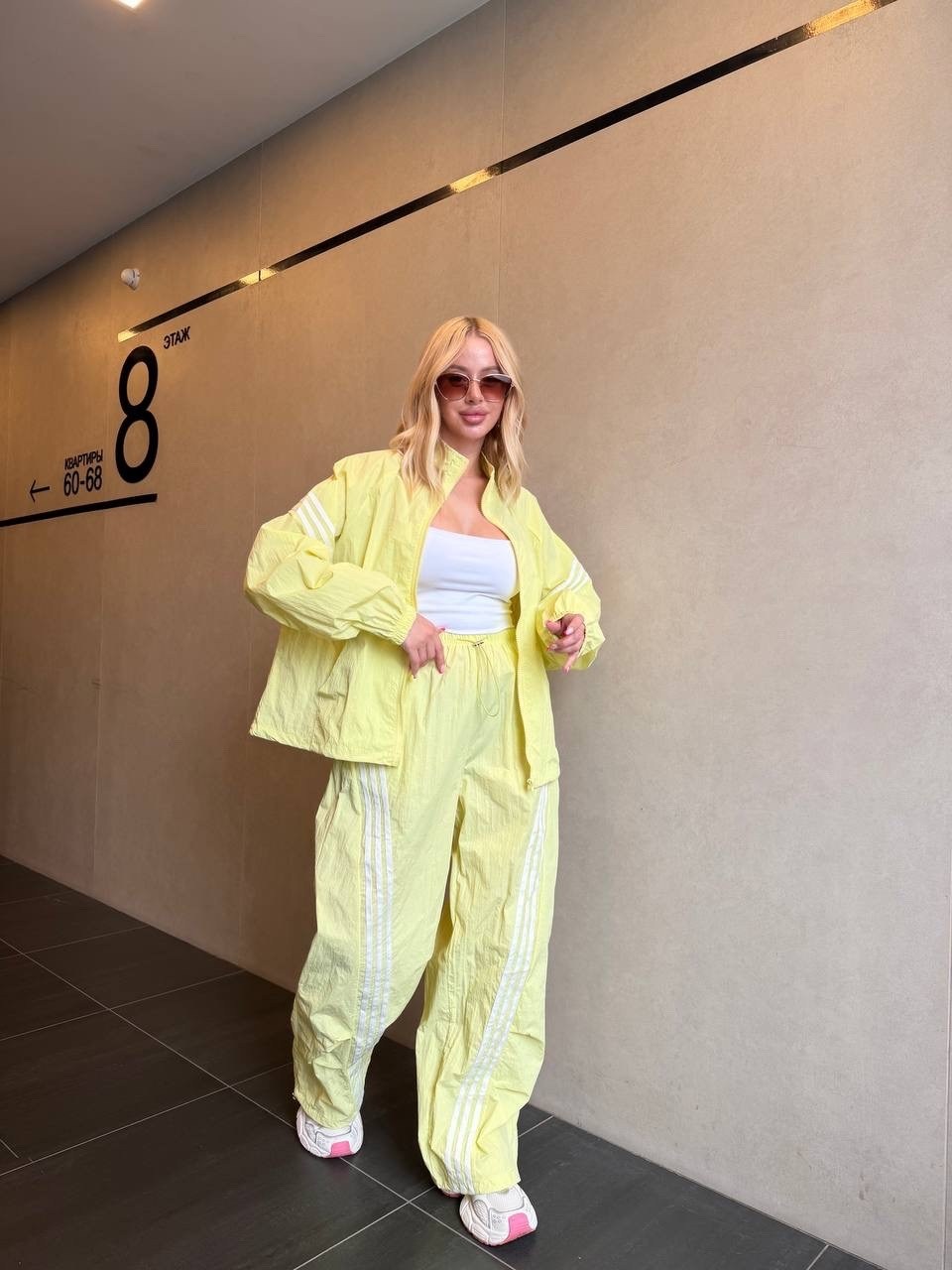 adidas tracksuit womens yellow,женский костюм,спортивный костюм ярко,костюм,костюм спортивные женские костюмы