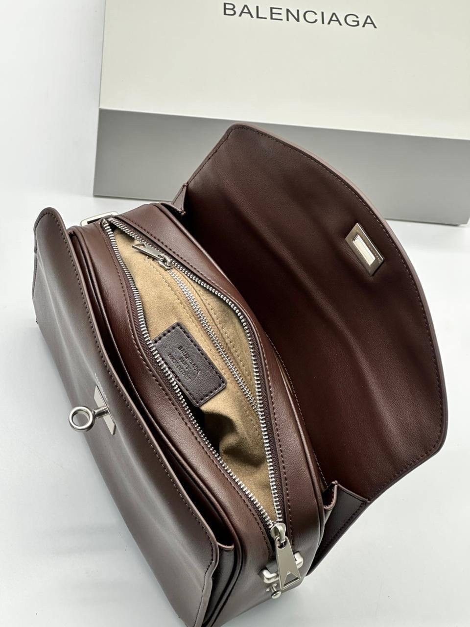 сумки balenciaga,сумка женская balenciaga,сумка,стильные сумочки,женская сумка