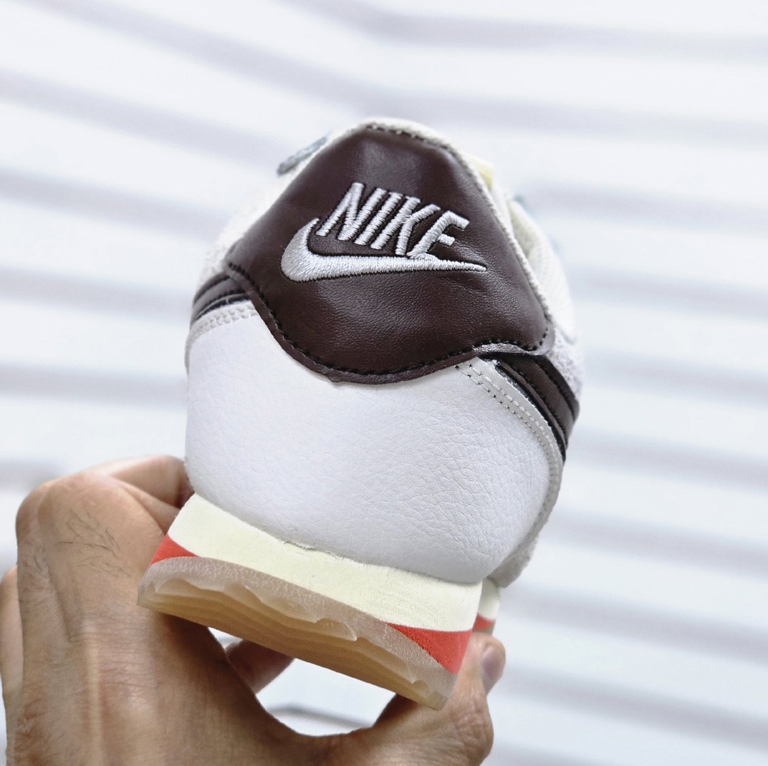 classic nike cortez,кроссовки nike classic cortez,кроссовки nike cortez,кроссовки мужские nike cortez,мужские кроссовки nike classic cortez nylon aw
