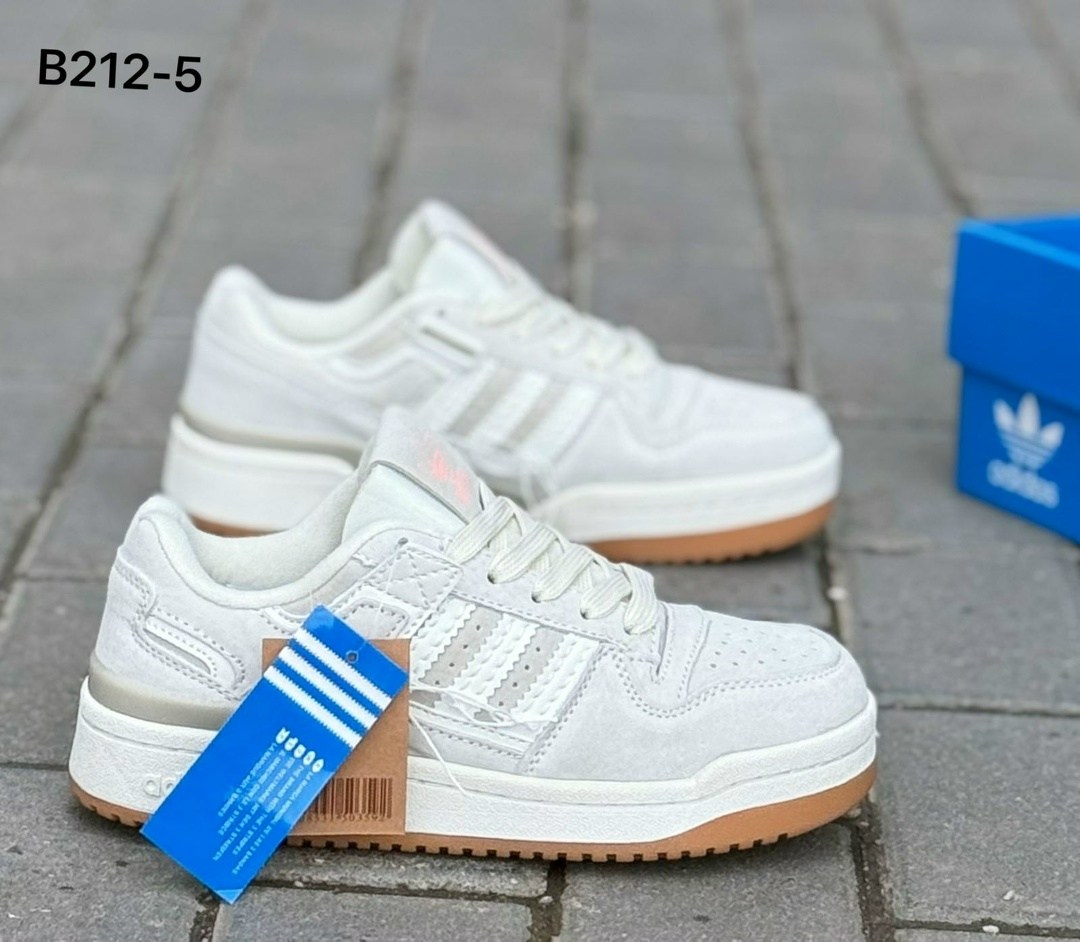кроссовки adidas,женские кроссовки adidas,кроссовки мужские женские adidas,кроссовки,кроссовки женскиe
