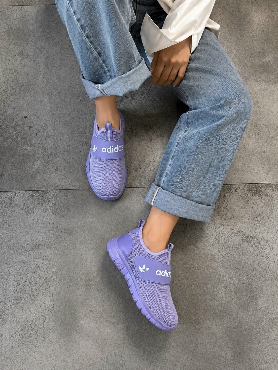 кроссовки,кроссовки женскиe,слипоны адидас,кроссовки adidas, женская