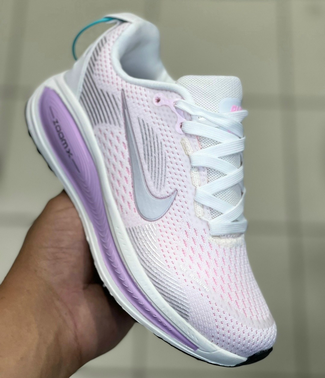 кроссовки nike,кроссовки,кроссовки nike vomero,кроссовки мужские женские,повседневные кроссовки