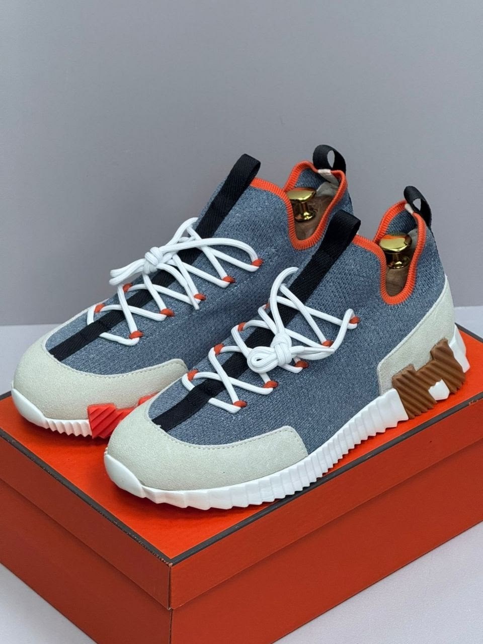 кроссовки мужские hermes,кроссовки hermes,кроссовки гермес мужские,кроссовки женский мужской hermes искусственные материалы,кроссовки мужские и женские