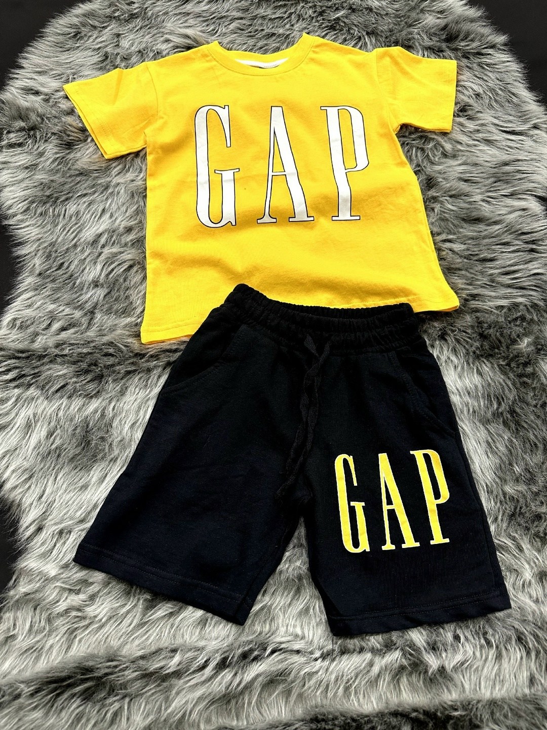 комплект одежды gap,спортивный костюм gap,костюм gap,детский костюм,комплект одежды