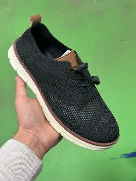 Кроссовки