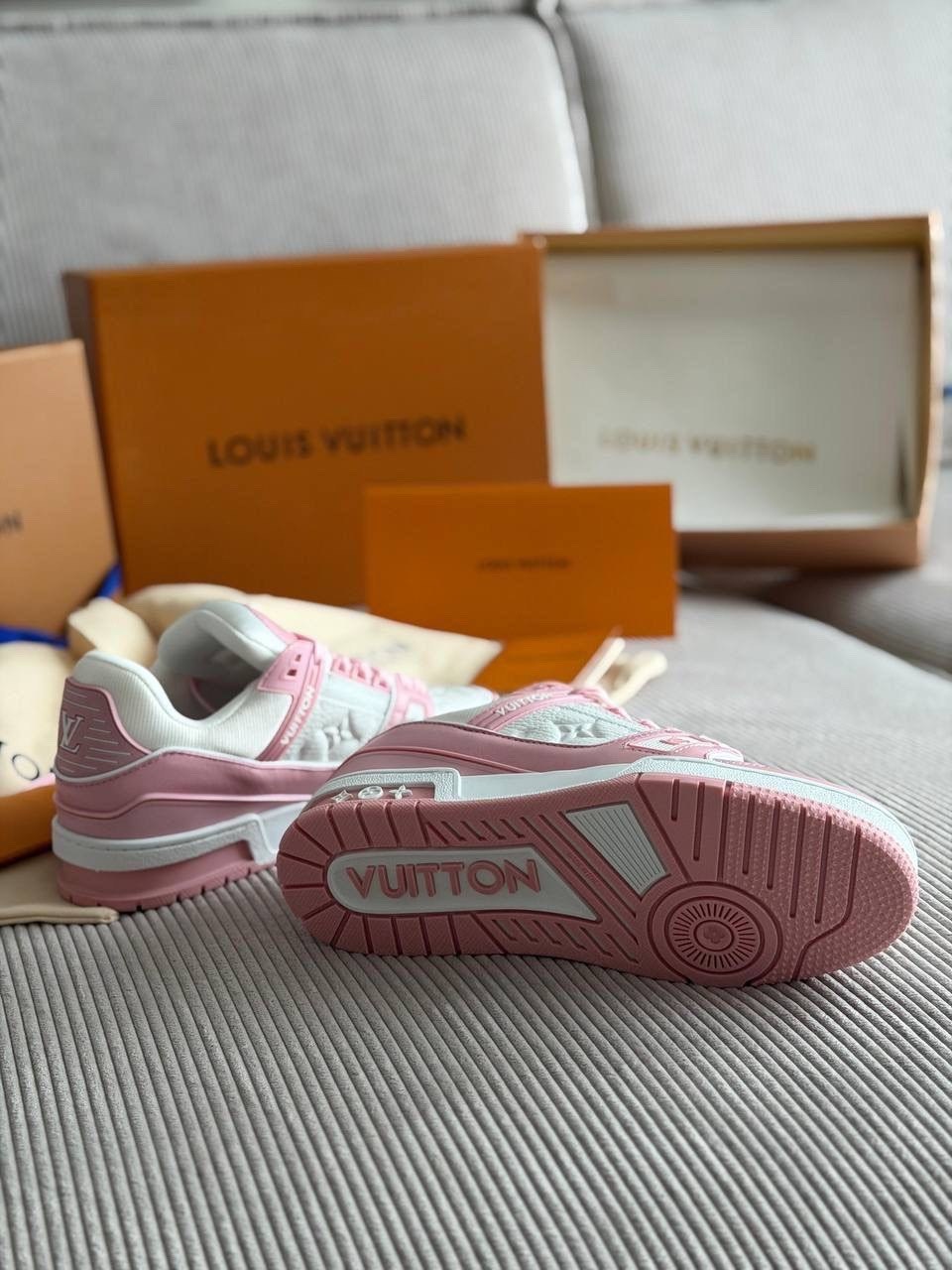 кроссовки louis vuitton trainer,кроссовки louis vuitton,луи виттон кроссовки розовые,кроссовки louis vuitton кроссовки louis vuitton,кроссовки луи виттон женские розовые