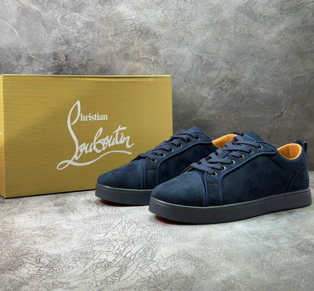 синие замшевые кроссовки,замшевые кроссовки louis junior fun christian louboutin синий,кеды christian louboutin натуральная замша,кеды замшевые,кроссовки синий замш