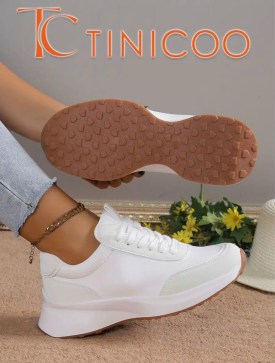 Кроссовки